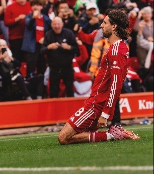 Dominik Szoboszlai in Anfield

Unstoppable Drive: How Liverpool’s Resilience and Szoboszlai’s Brilliance Define a New Era